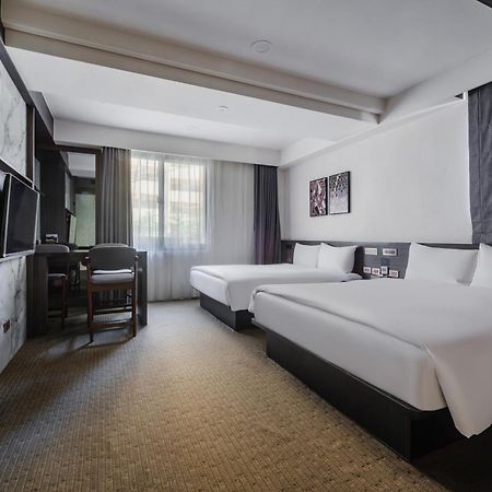 Dream Mansion Hotel Taichung Exterior photo