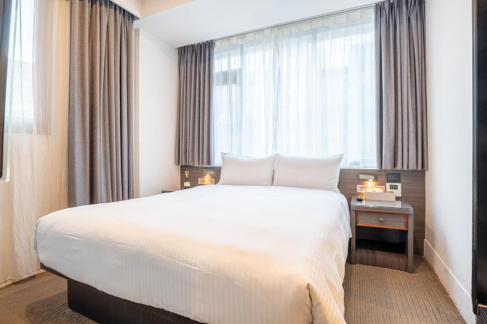 Dream Mansion Hotel Taichung Exterior photo